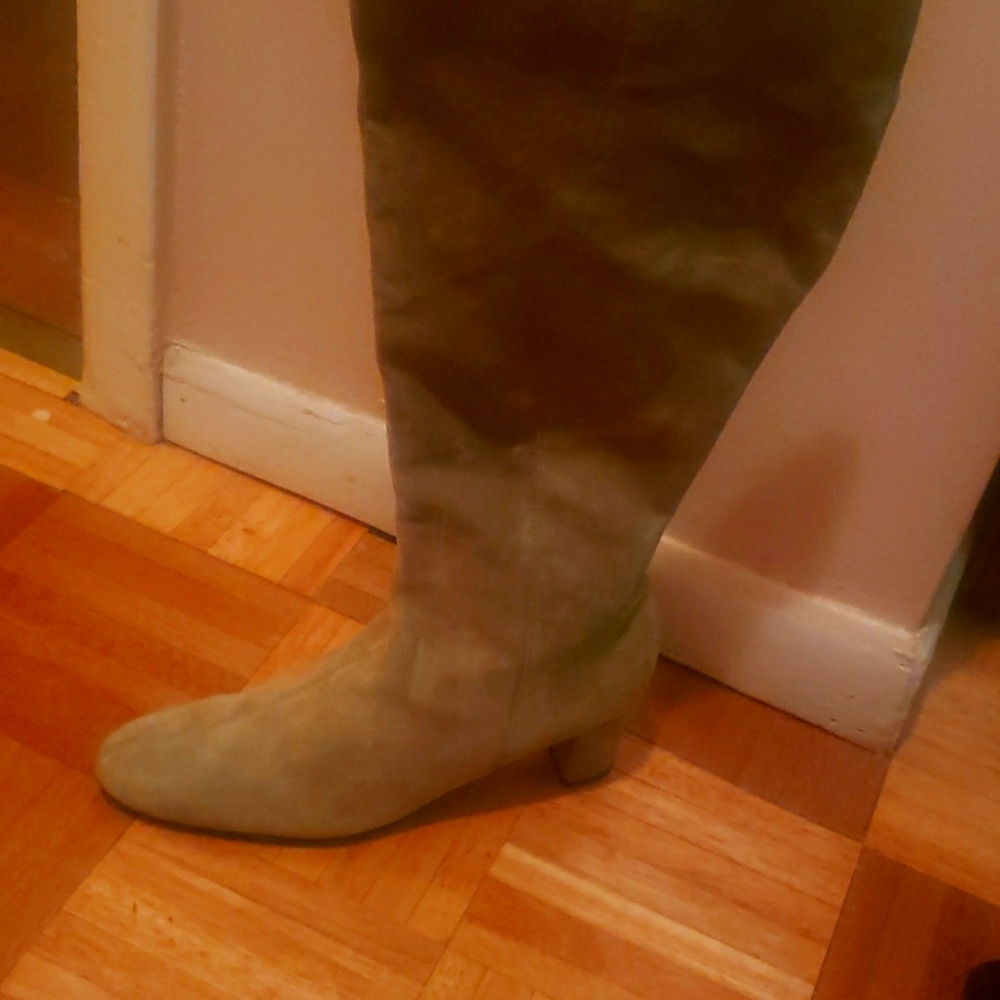 Leather boots